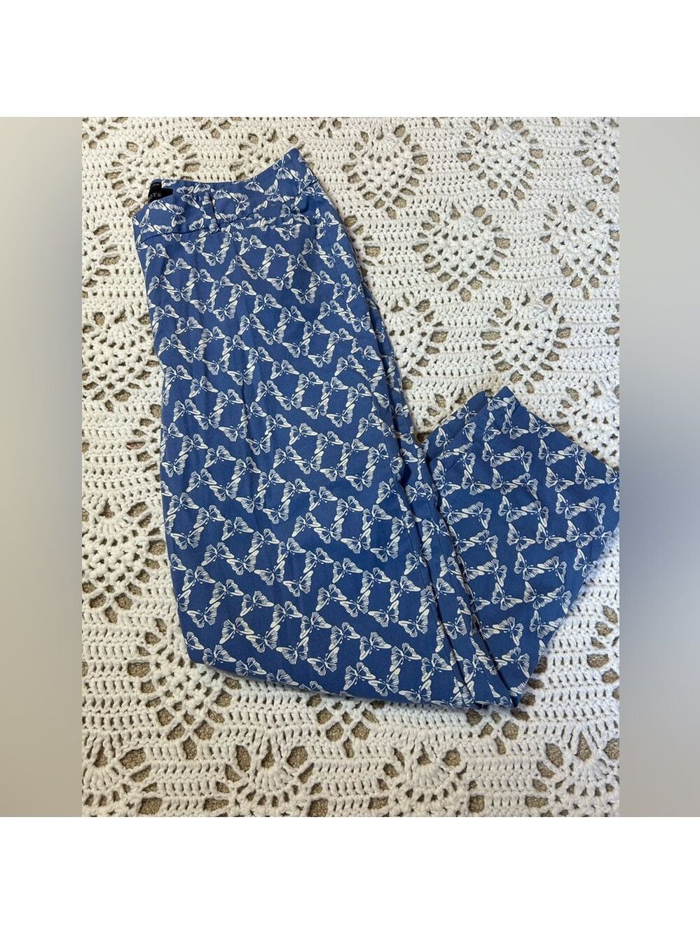 Talbots Blue Butterfly Print The Perfect Crop Size 8 Women’s Cottagecore